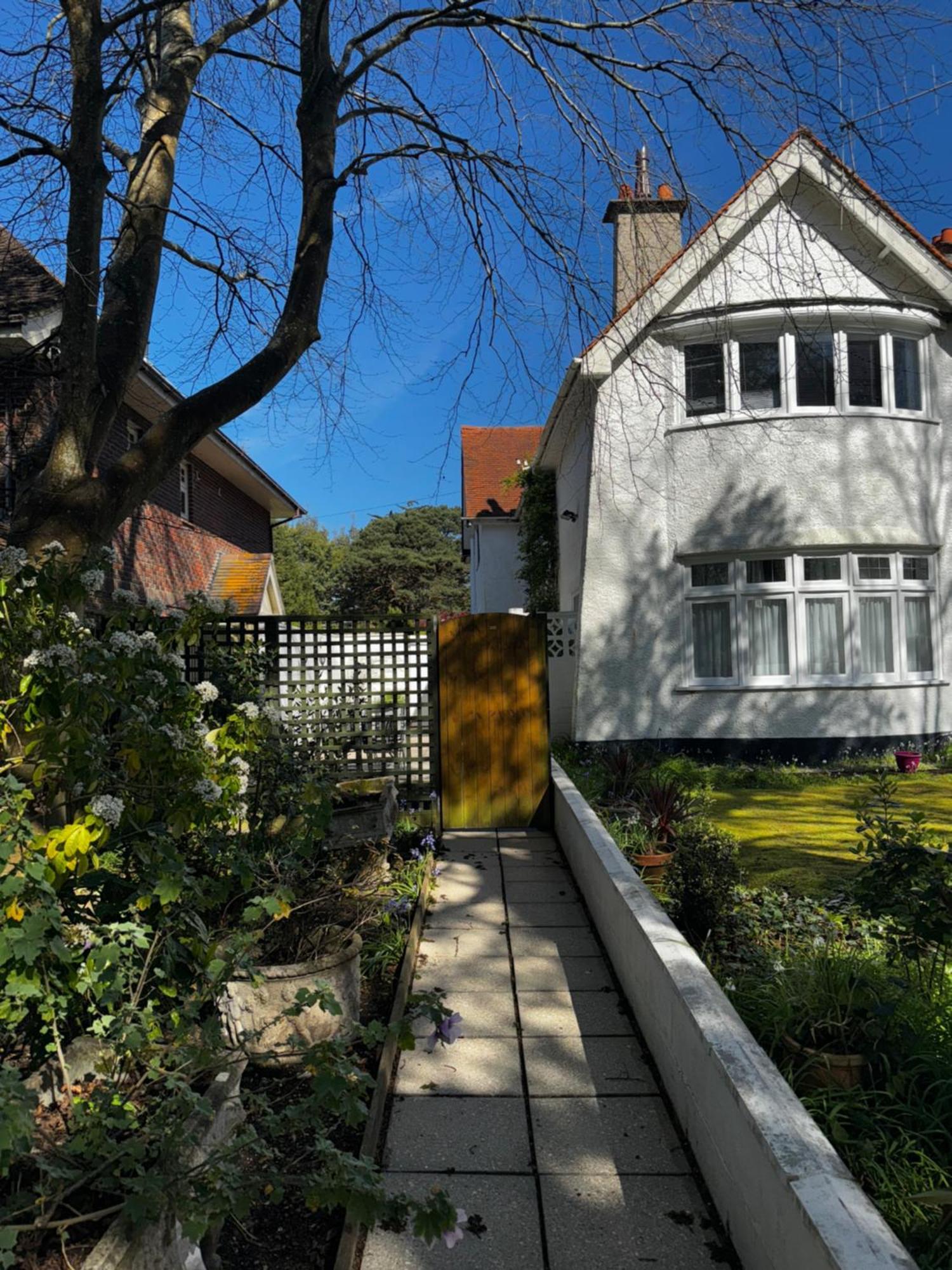 Apartment In Canford Cliffs Close To Sandbanks Beach بول المظهر الخارجي الصورة